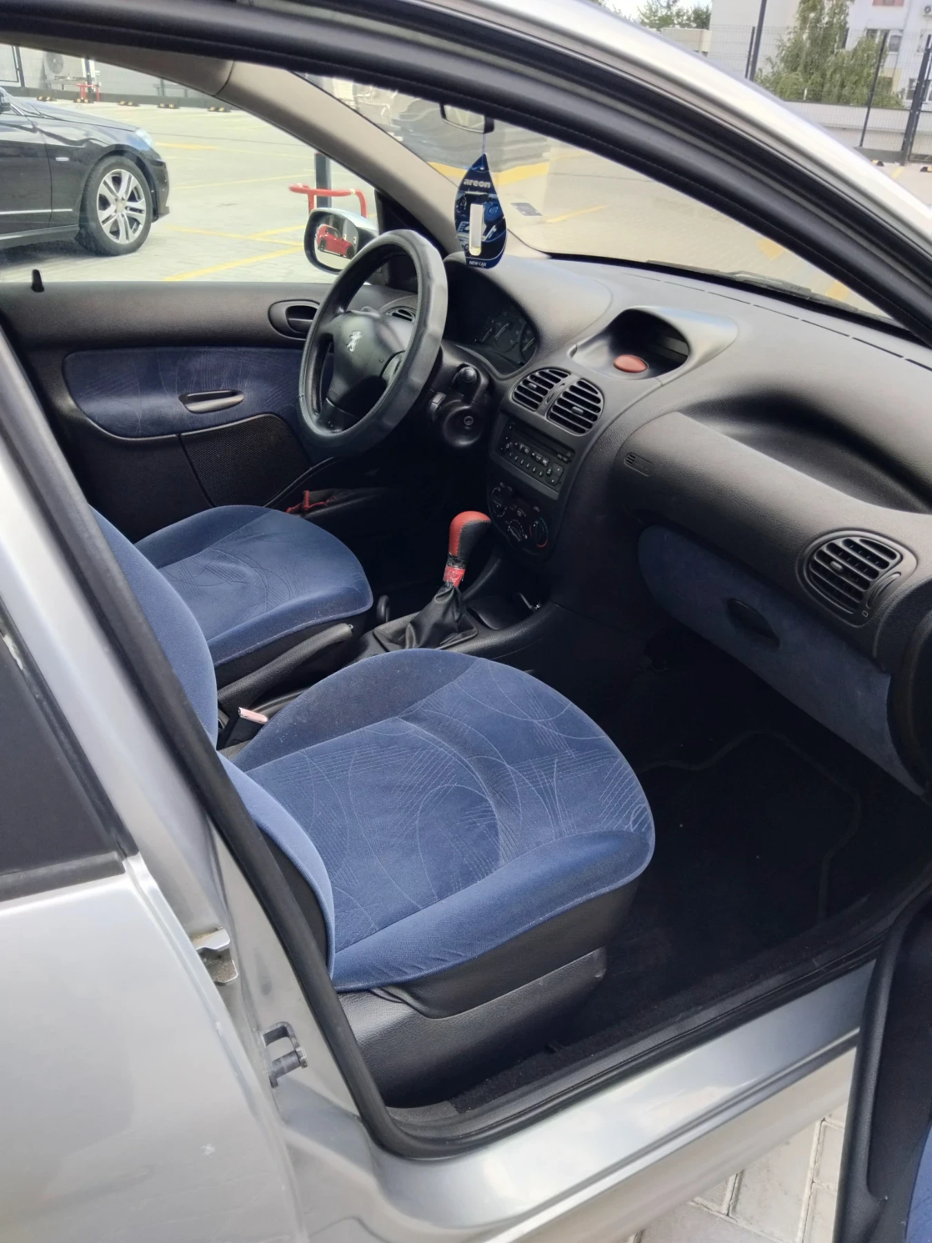 Peugeot 206, снимка 6 - Автомобили и джипове - 56021955