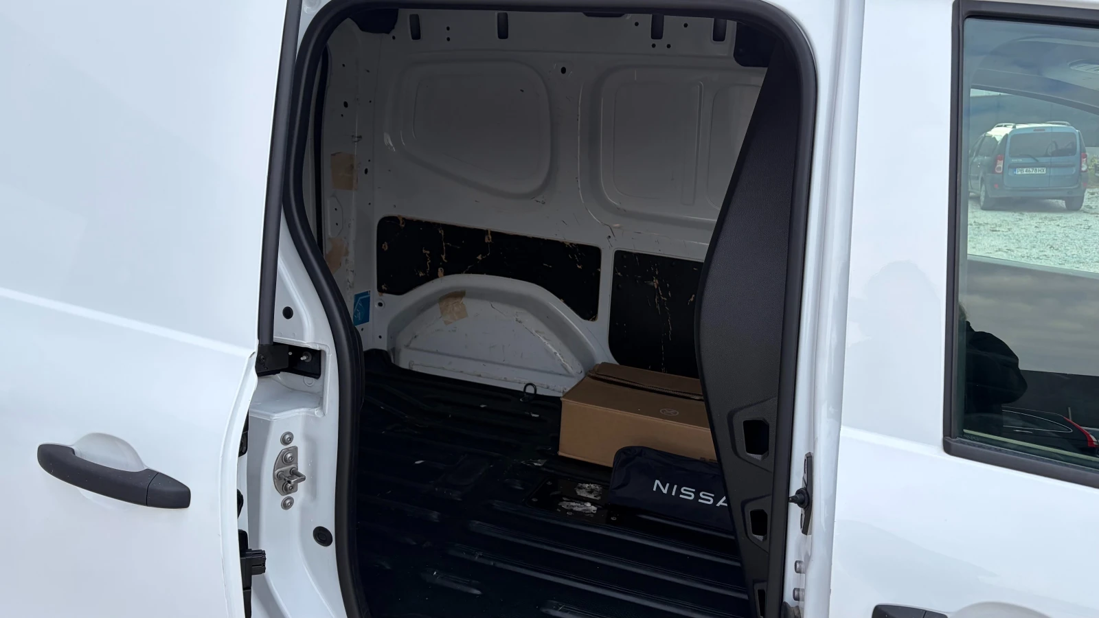Nissan Townstar 45kWh, снимка 10 - Автомобили и джипове - 56642769