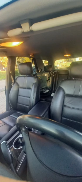 Mercedes-Benz ML 350 Топ изпълнение, снимка 10