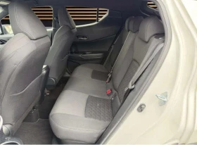 Toyota C-HR, снимка 13
