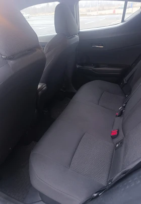 Toyota C-HR Гаранция - 16295 € / 31870.25 лв. - 94055193 10