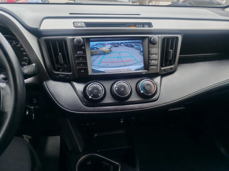 Toyota Rav4 2.0 AWD  Швейцария , снимка 13 - Автомобили и джипове - 52309690