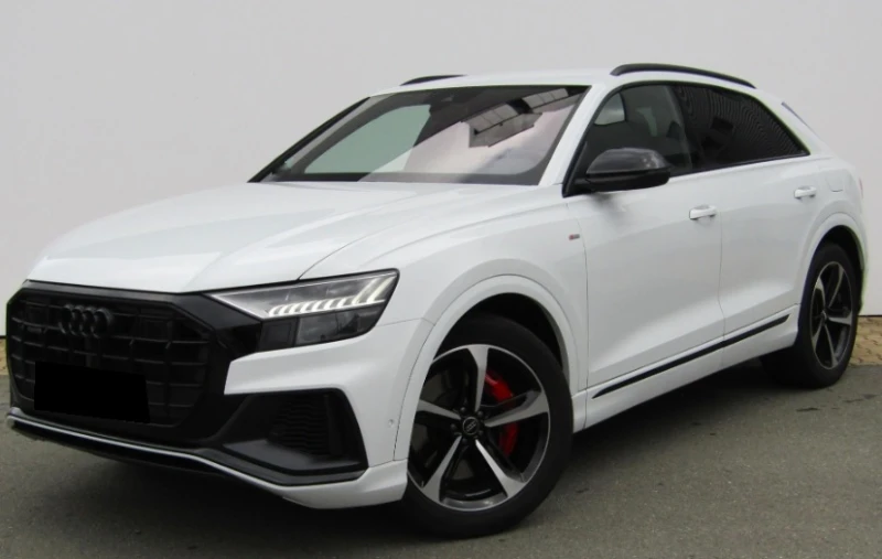 Audi Q8 55 TFSI Quattro S - line