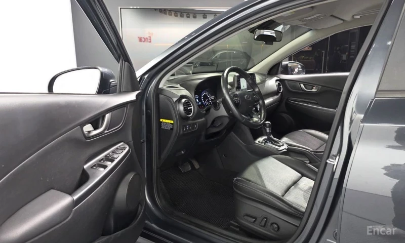 Hyundai Kona, снимка 11 - Автомобили и джипове - 52874968