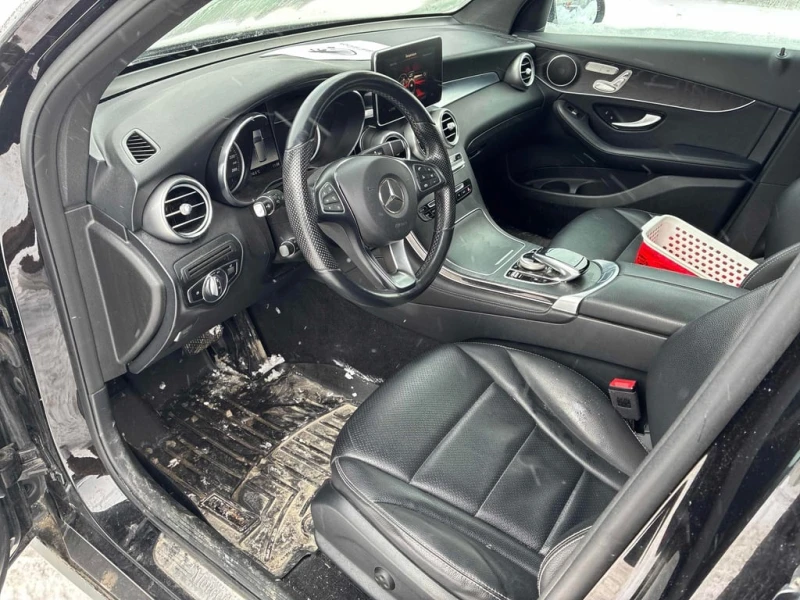 Mercedes-Benz GLC * 300 * CARFAX * БЕЗ ПЪРВОНАЧАЛНА ВНОСКА, снимка 5 - Автомобили и джипове - 53275442