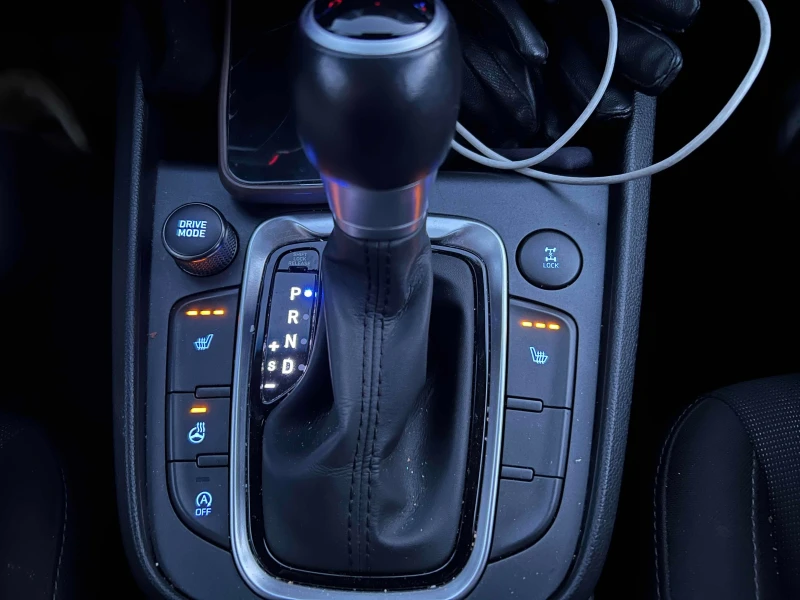 Hyundai Kona * Carfax * Лизинг, снимка 8 - Автомобили и джипове - 53304601