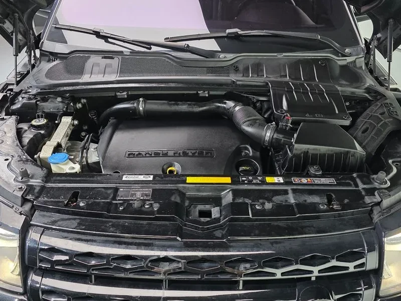 Land Rover Range Rover Evoque 2.2 SD4 DYNAMIC, снимка 6 - Автомобили и джипове - 56497333