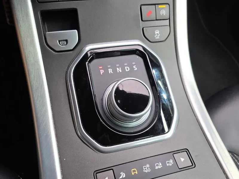 Land Rover Range Rover Evoque 2.2 SD4 DYNAMIC, снимка 9 - Автомобили и джипове - 56497333