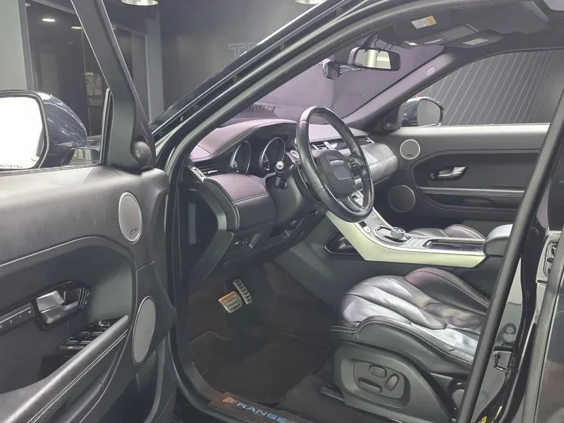 Land Rover Range Rover Evoque 2.2 SD4 DYNAMIC, снимка 10 - Автомобили и джипове - 56497333