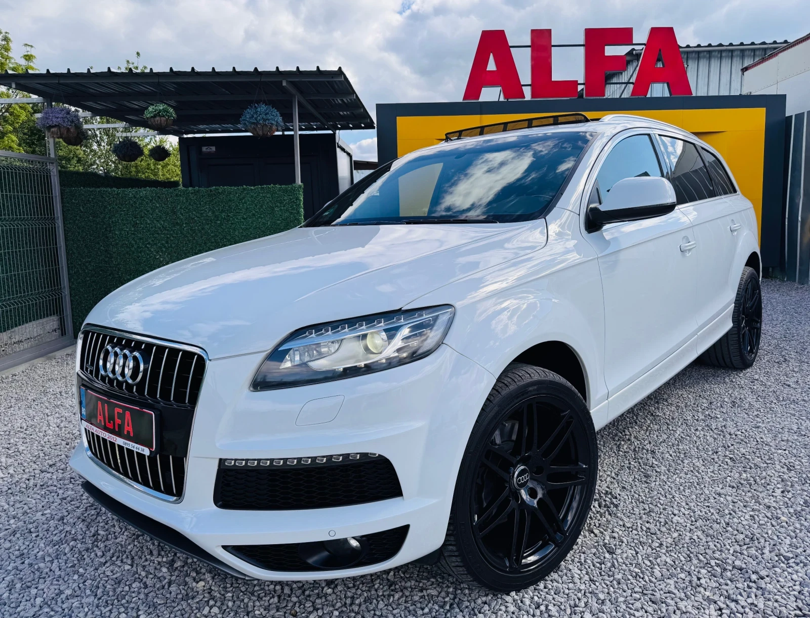 Audi Q7 3.0d/S-LINE/8g/FACE/LED+ PANO+ KEY LESS+ 7мес/ТОП/ - изображение 2