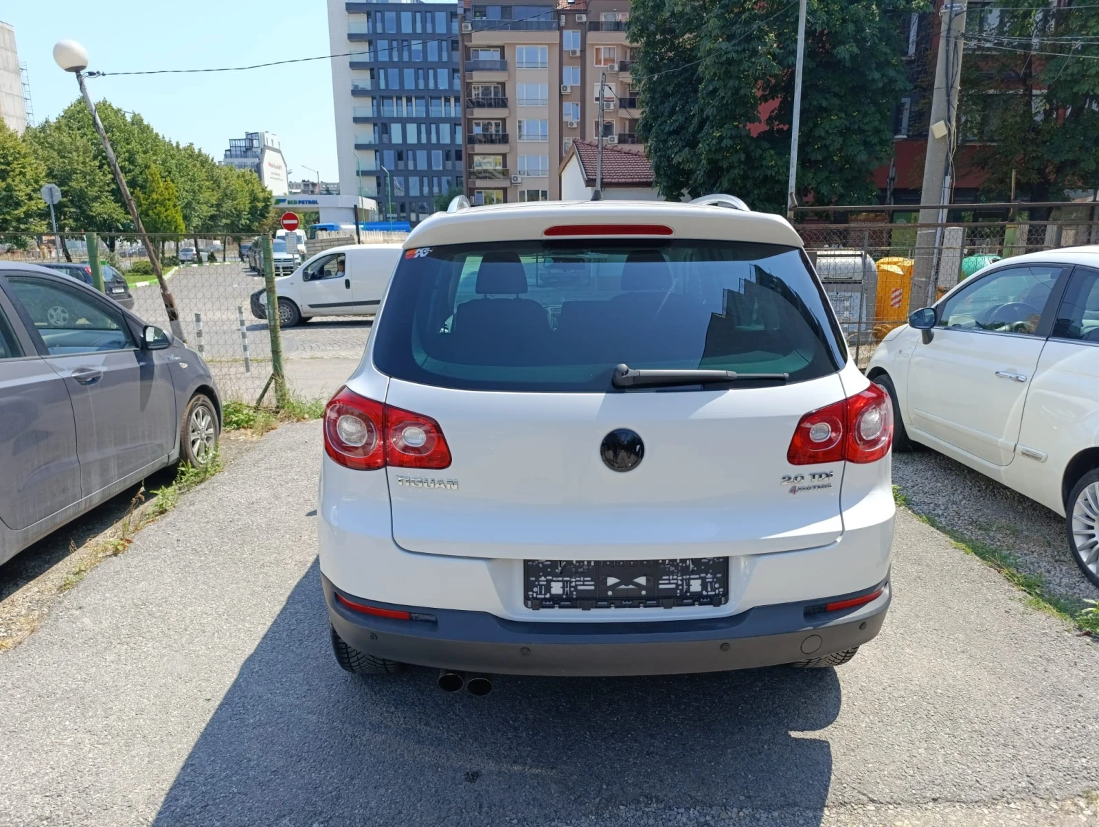 VW Tiguan 2.0TDI ТОП СЪСТОЯНИЕ  - изображение 6