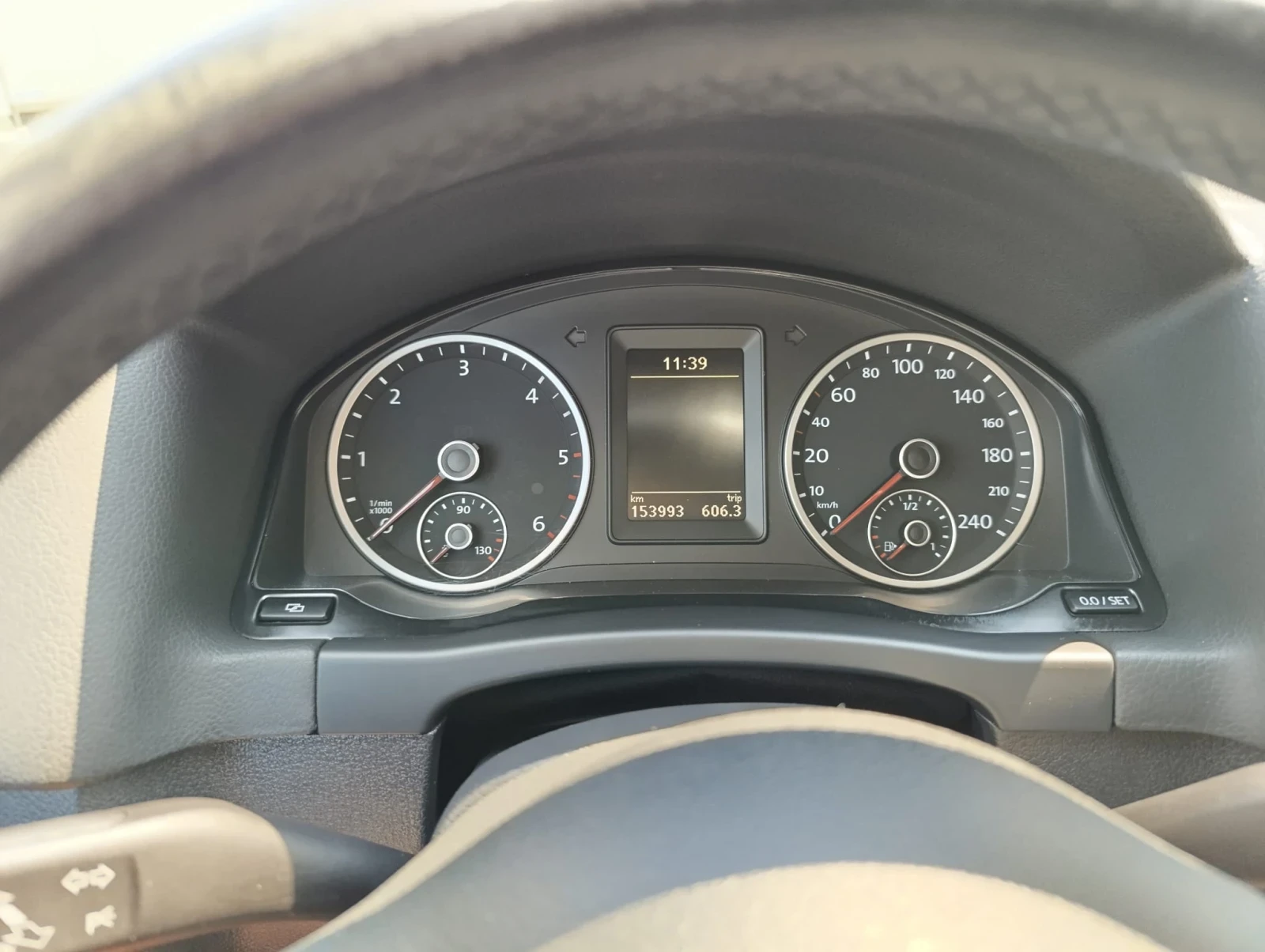 VW Tiguan 2.0TDI ТОП СЪСТОЯНИЕ  - изображение 8