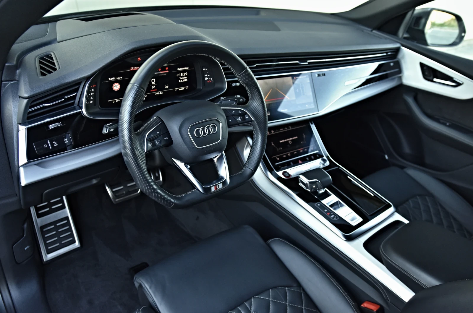 Audi SQ8 4.0 V8T MATRIX B&O RS-SITZE 22-RSQ8 360 NIG-VISION - изображение 9