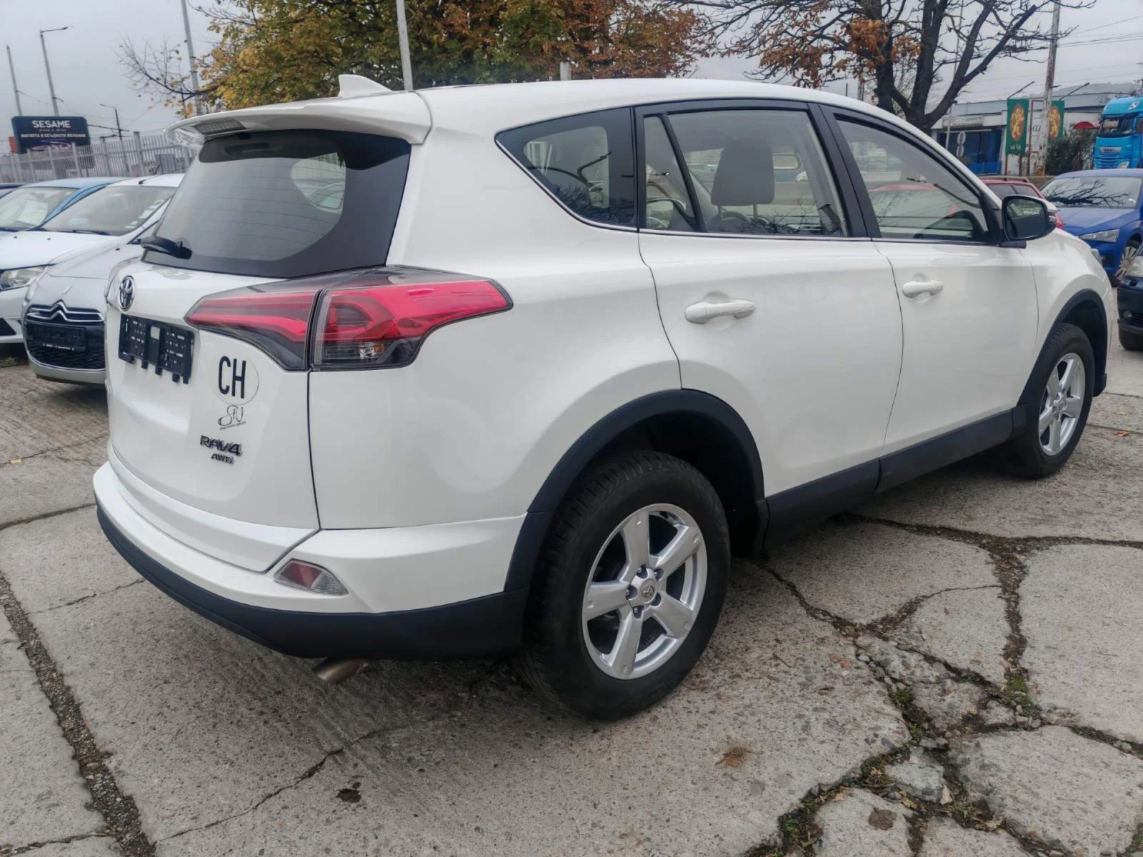 Toyota Rav4 2.0 AWD  Швейцария  - изображение 5