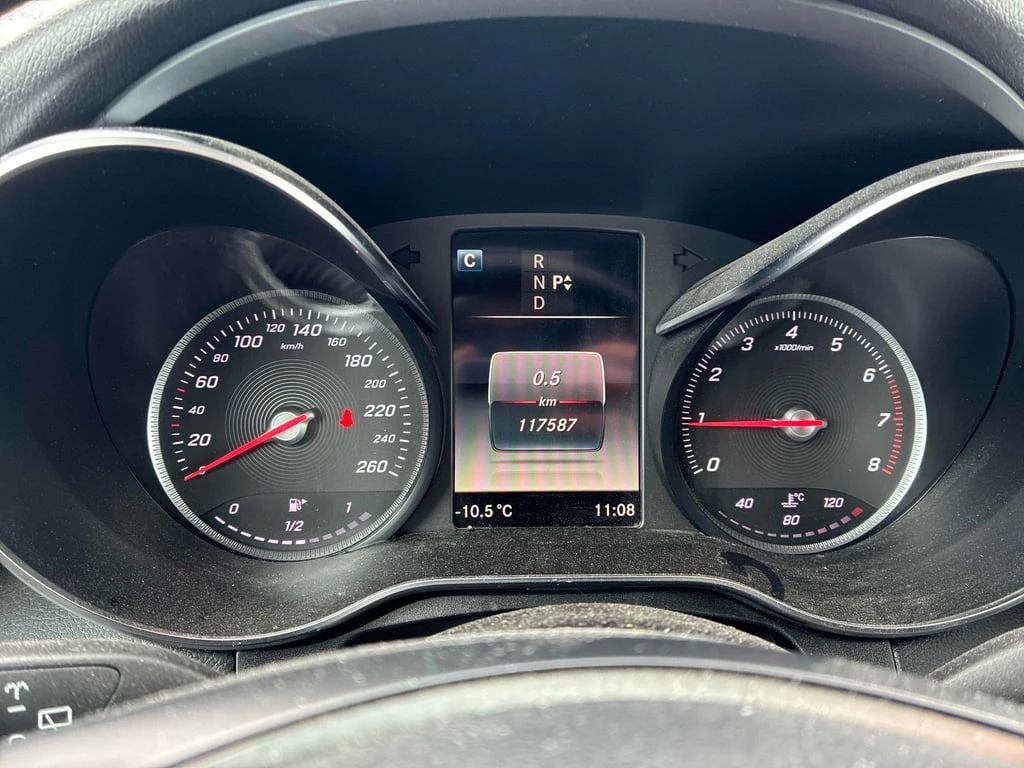 Mercedes-Benz GLC * 300 * CARFAX * БЕЗ ПЪРВОНАЧАЛНА ВНОСКА - изображение 8