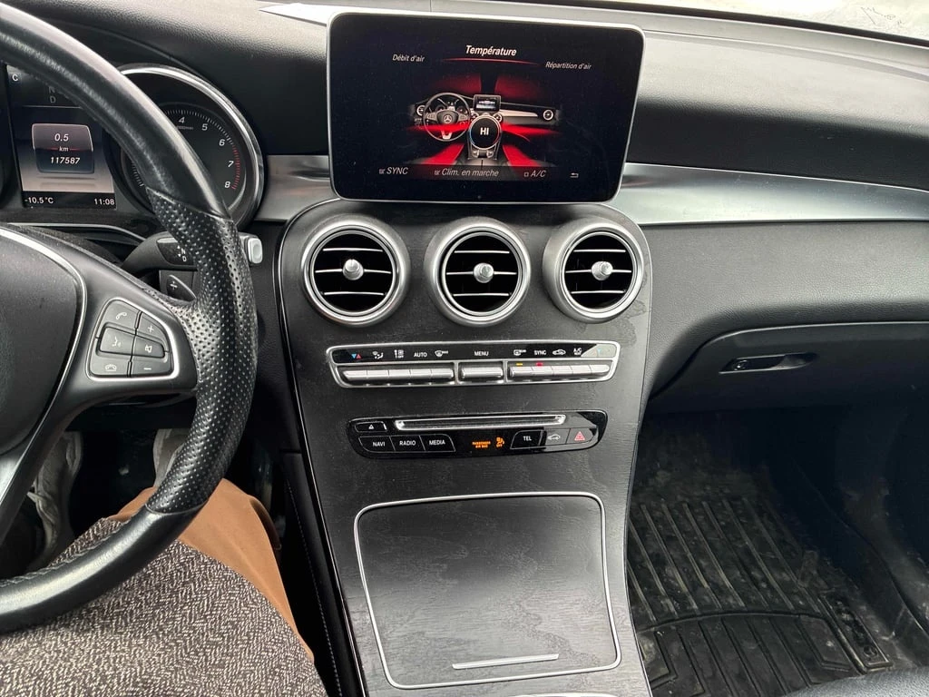 Mercedes-Benz GLC * 300 * CARFAX * БЕЗ ПЪРВОНАЧАЛНА ВНОСКА - изображение 9