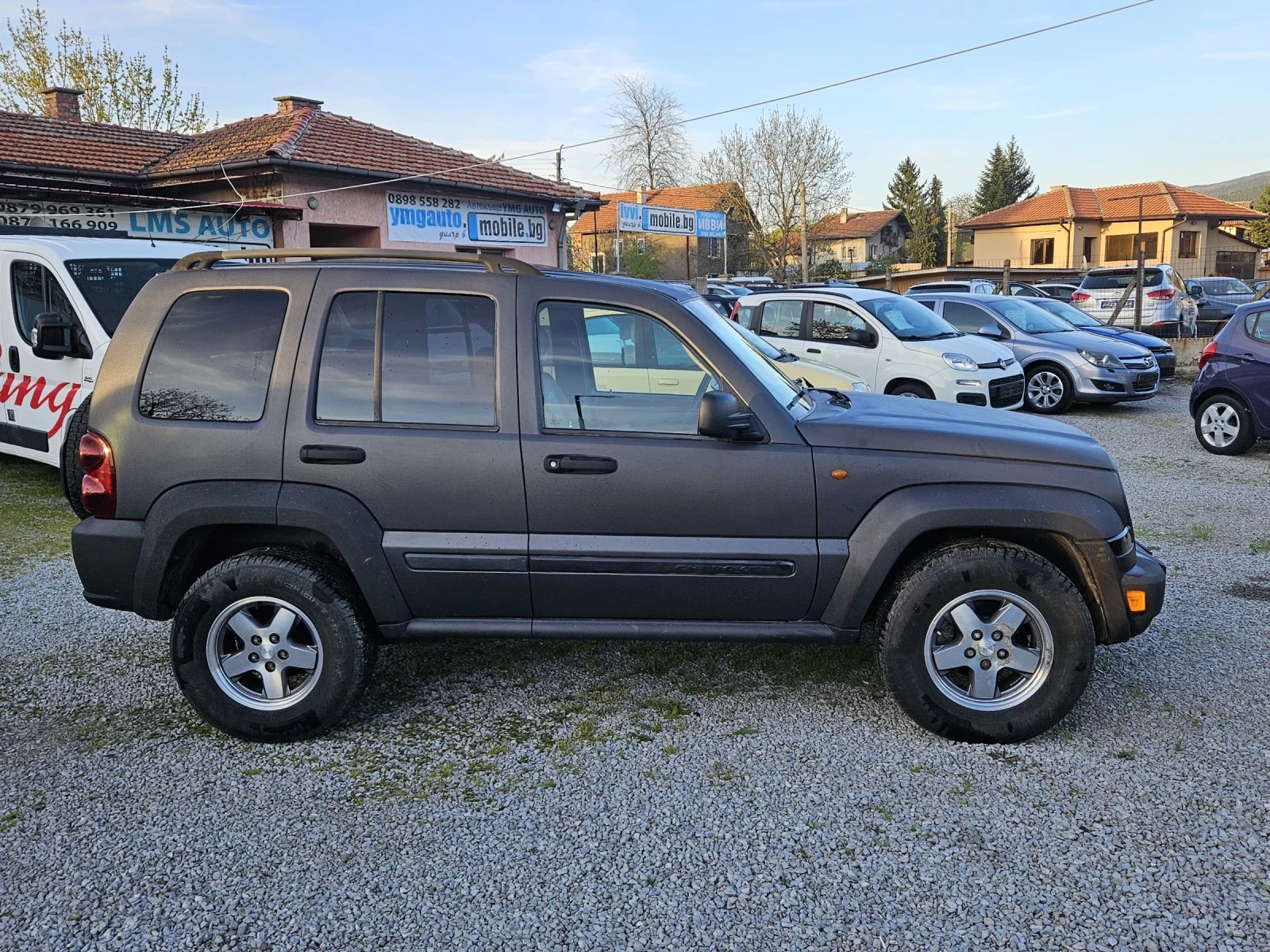 Jeep Cherokee 2.8crdi, снимка 3 - Автомобили и джипове - 54357232