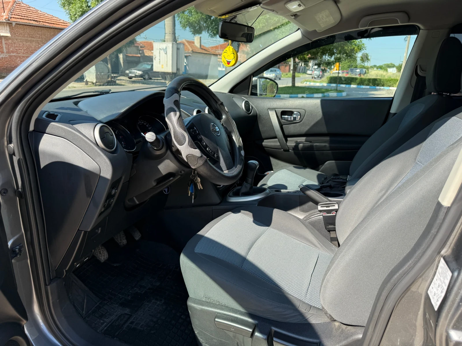 Nissan Qashqai 1.6 Бензин-Газ, снимка 11 - Автомобили и джипове - 54814937