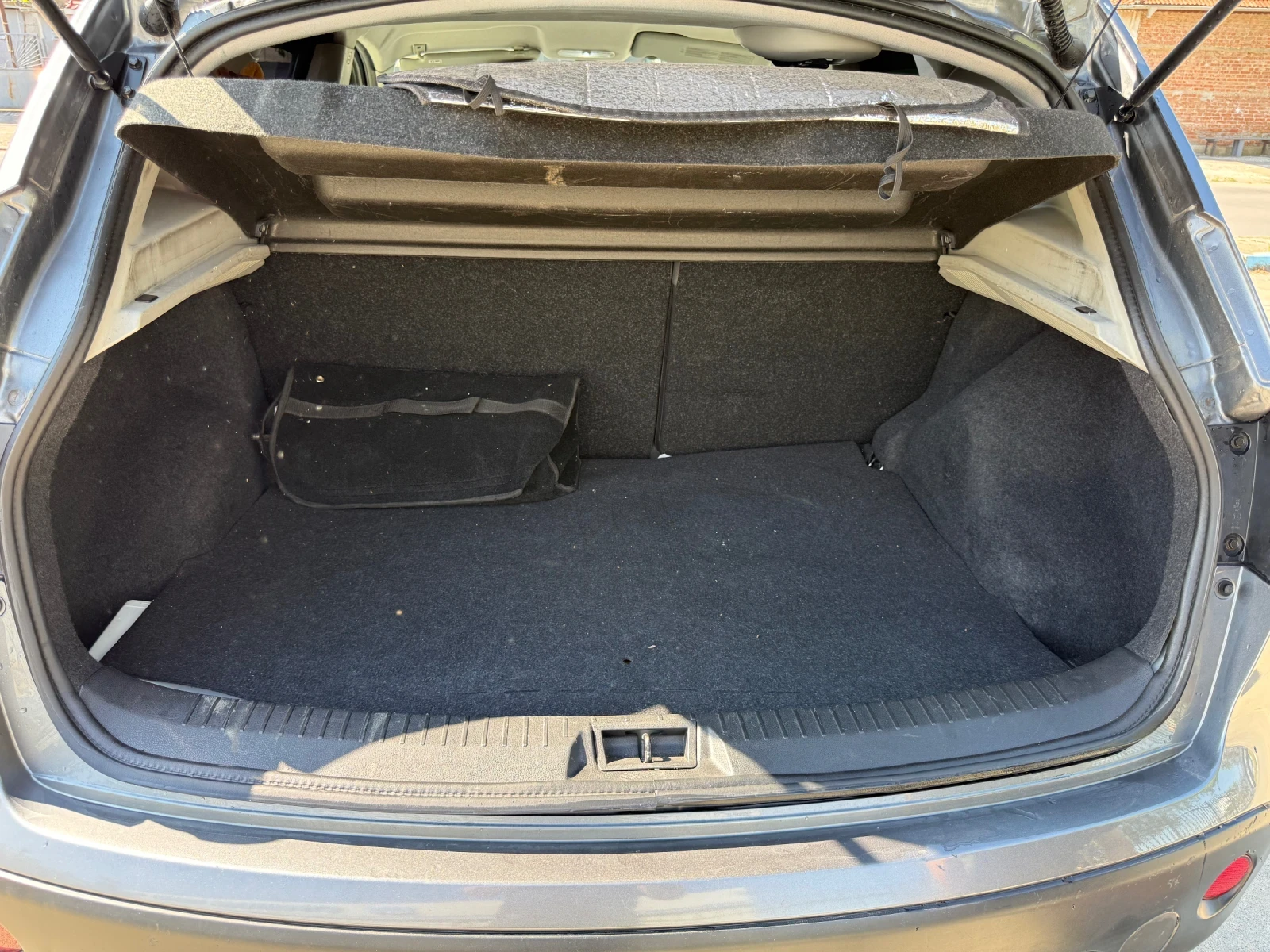 Nissan Qashqai 1.6 Бензин-Газ, снимка 15 - Автомобили и джипове - 54814937
