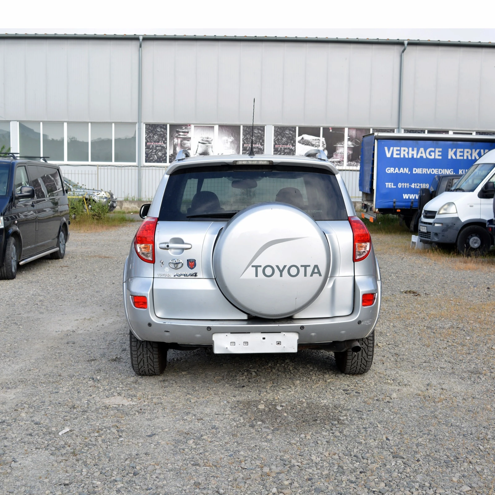 Toyota Rav4 2.2 D-Cat, снимка 3 - Автомобили и джипове - 54829879