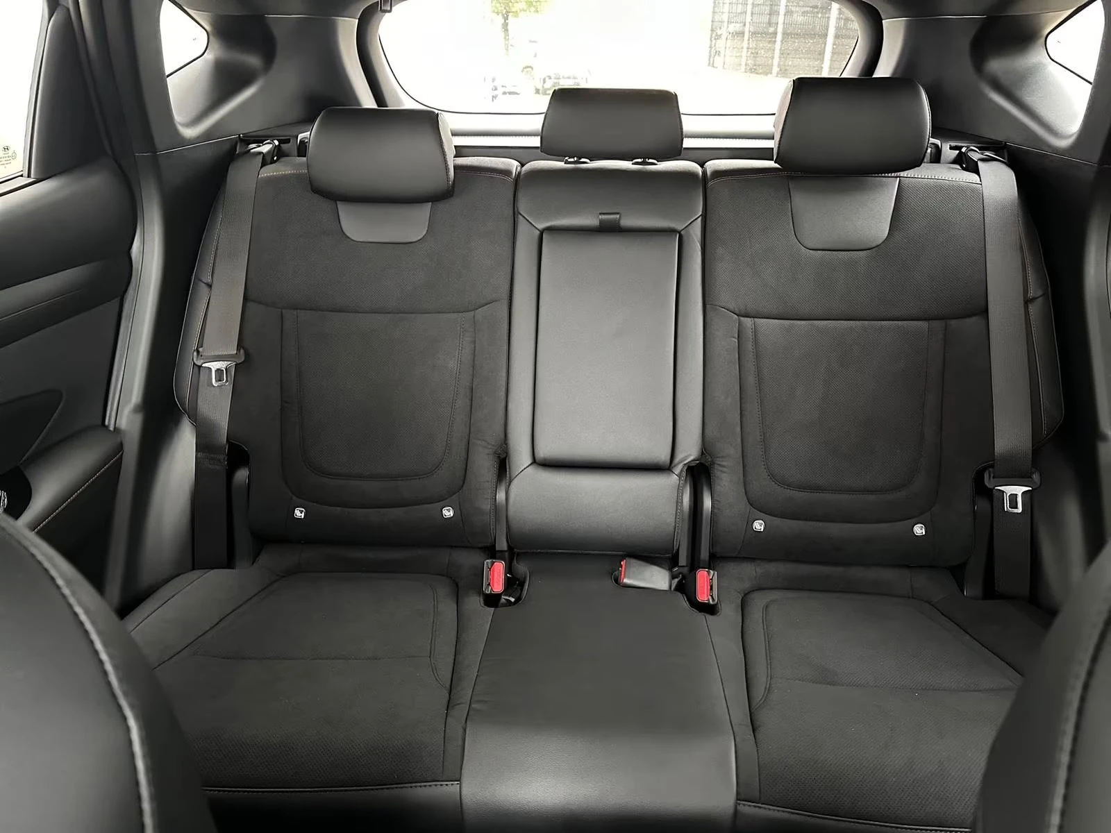 Hyundai Tucson PHEV/252HP/MY25/4WD/N-LINE/PANO/360/KRELL/HUD/550q, снимка 14 - Автомобили и джипове - 55478050