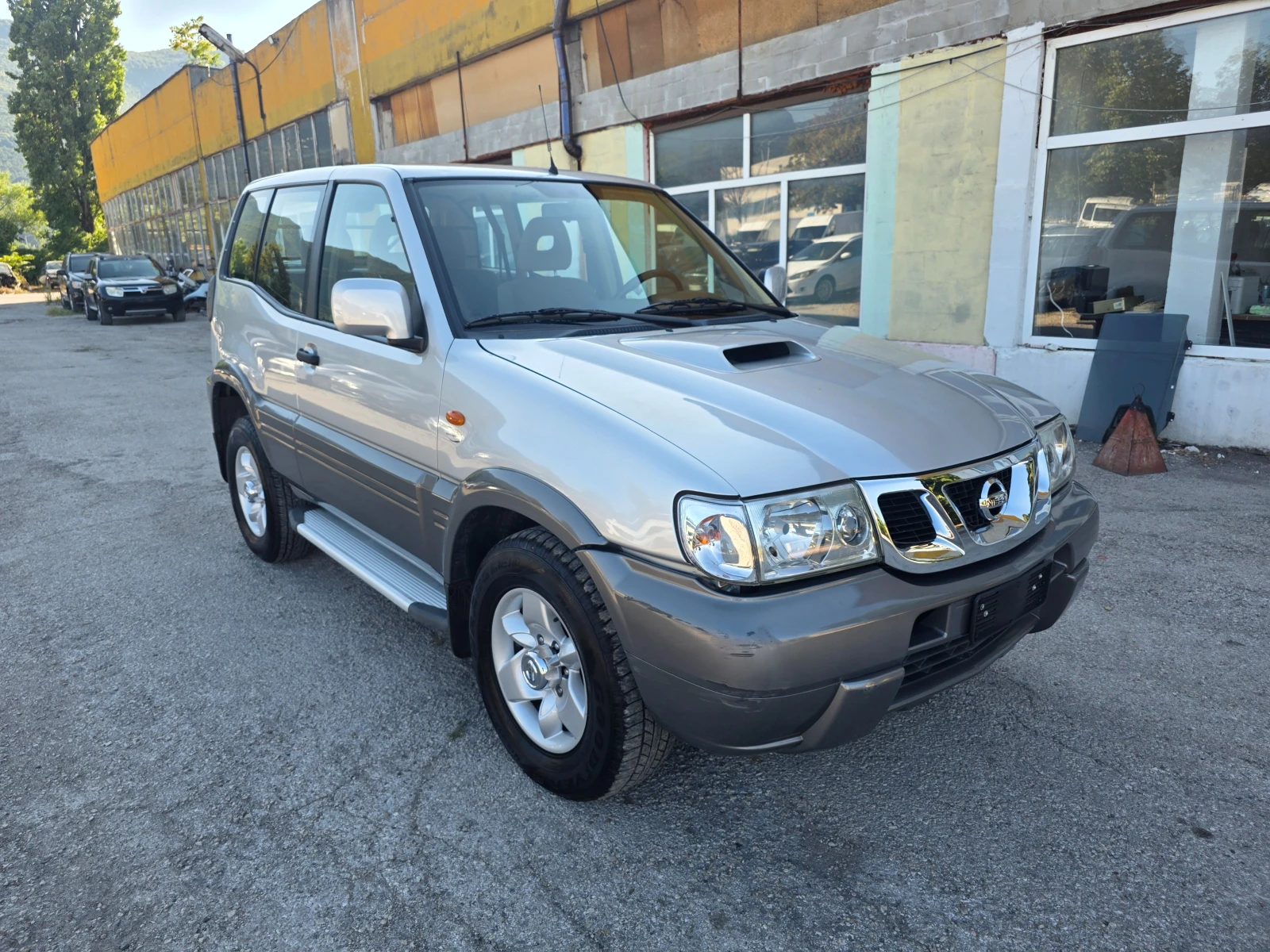 Nissan Terrano 3.0TDI KLIMA ITALY, снимка 3 - Автомобили и джипове - 55523248