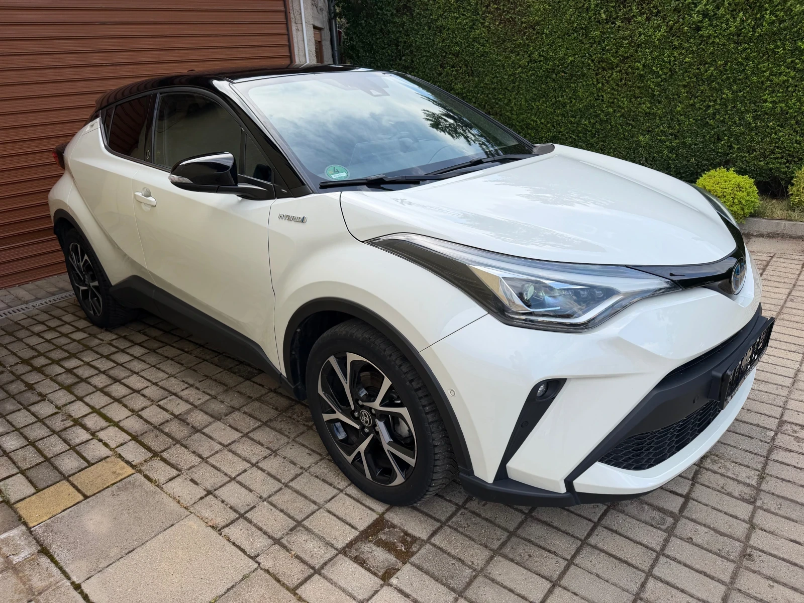 Toyota C-HR Налична!!! Гаранция 12м., снимка 2 - Автомобили и джипове - 55589424
