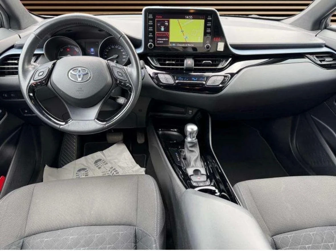 Toyota C-HR, снимка 10 - Автомобили и джипове - 55589424