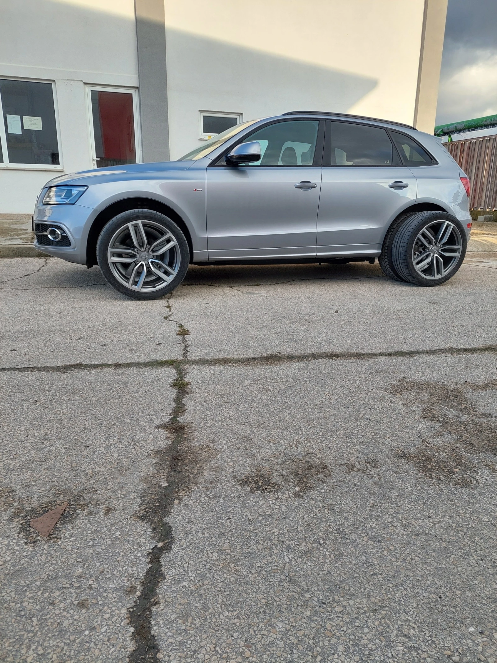 Audi Q5, снимка 13 - Автомобили и джипове - 56303154