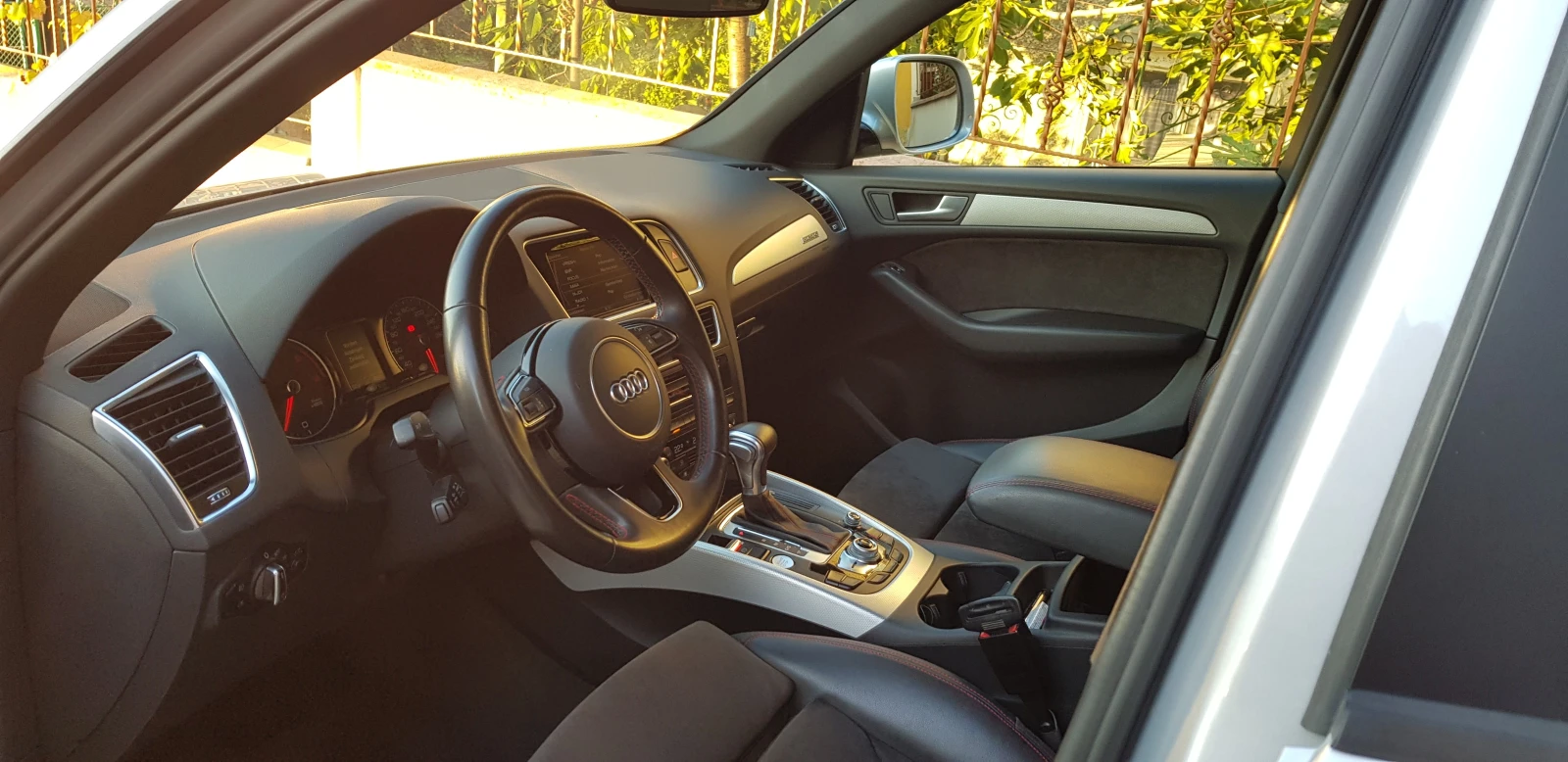 Audi Q5, снимка 7 - Автомобили и джипове - 55908160