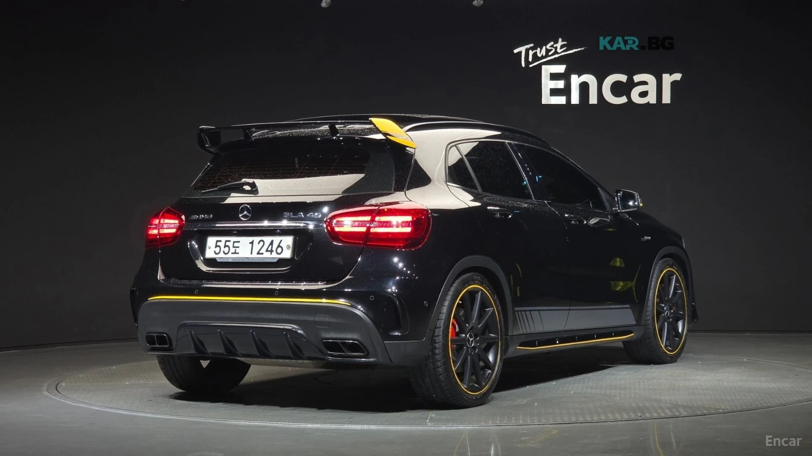 Mercedes-Benz GLA 45 AMG 4MATIC* 50th Anniversary Edition* Кожа* Подгрев* , снимка 2 - Автомобили и джипове - 56047838