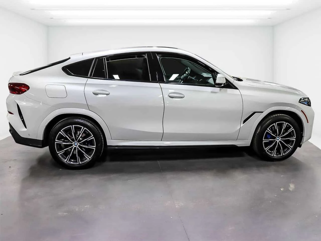 BMW X6 xDrive40i M SPORT/OT BMW/MASSAGE/SKY LOUNGE PANO | Mobile.bg � ����������� 2