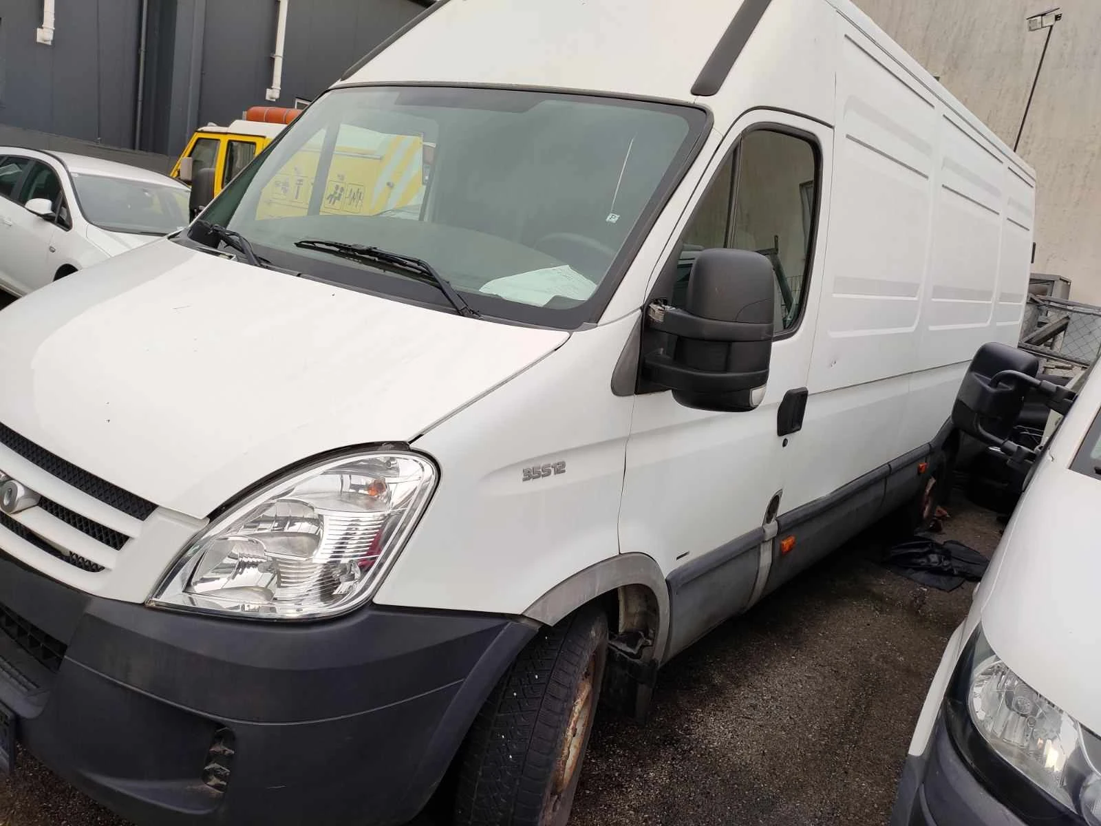 Iveco 35s12 2.3  5  . | Mobile.bg   1