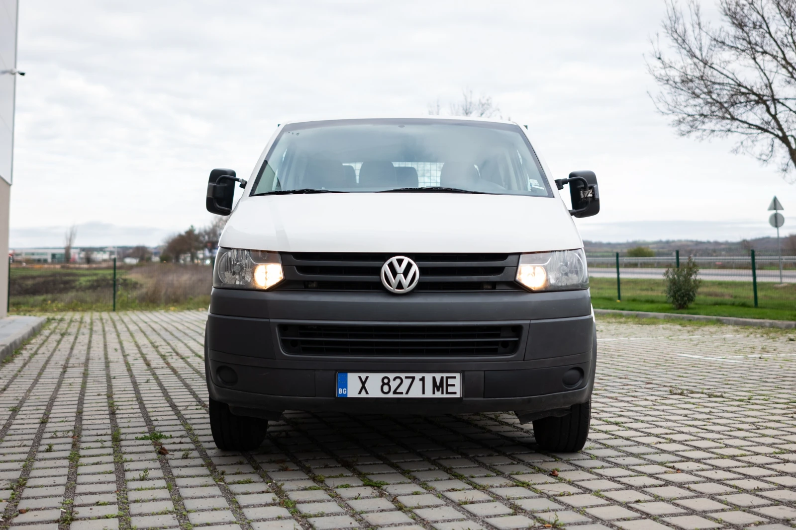 VW T5 DOKA ОБСЛУЖЕН, снимка 8 - Бусове и автобуси - 54949246