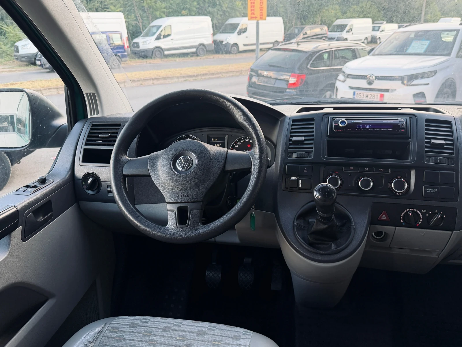VW T5 2.0TDI / КЛИМА / 9-МЕСТА, снимка 7 - Бусове и автобуси - 55401249