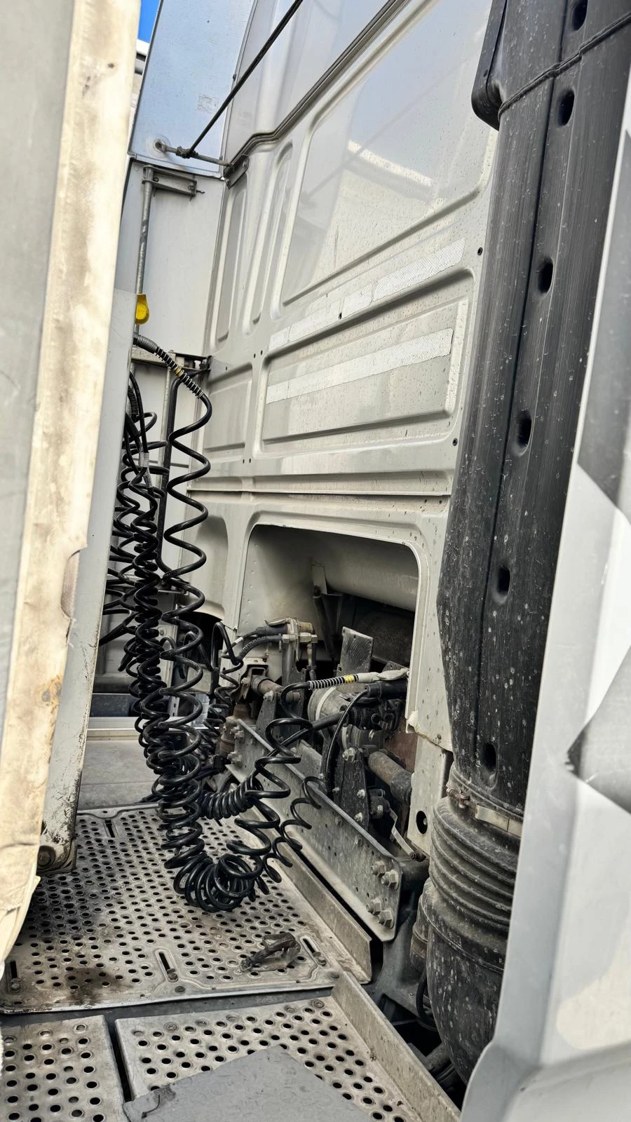 Daf XF 105 FT, снимка 2 - Камиони - 54139311