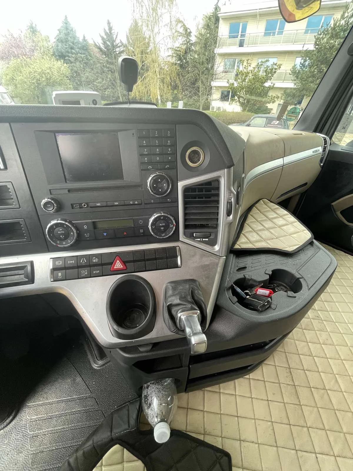 Mercedes-Benz Actros, снимка 10 - Камиони - 54146523