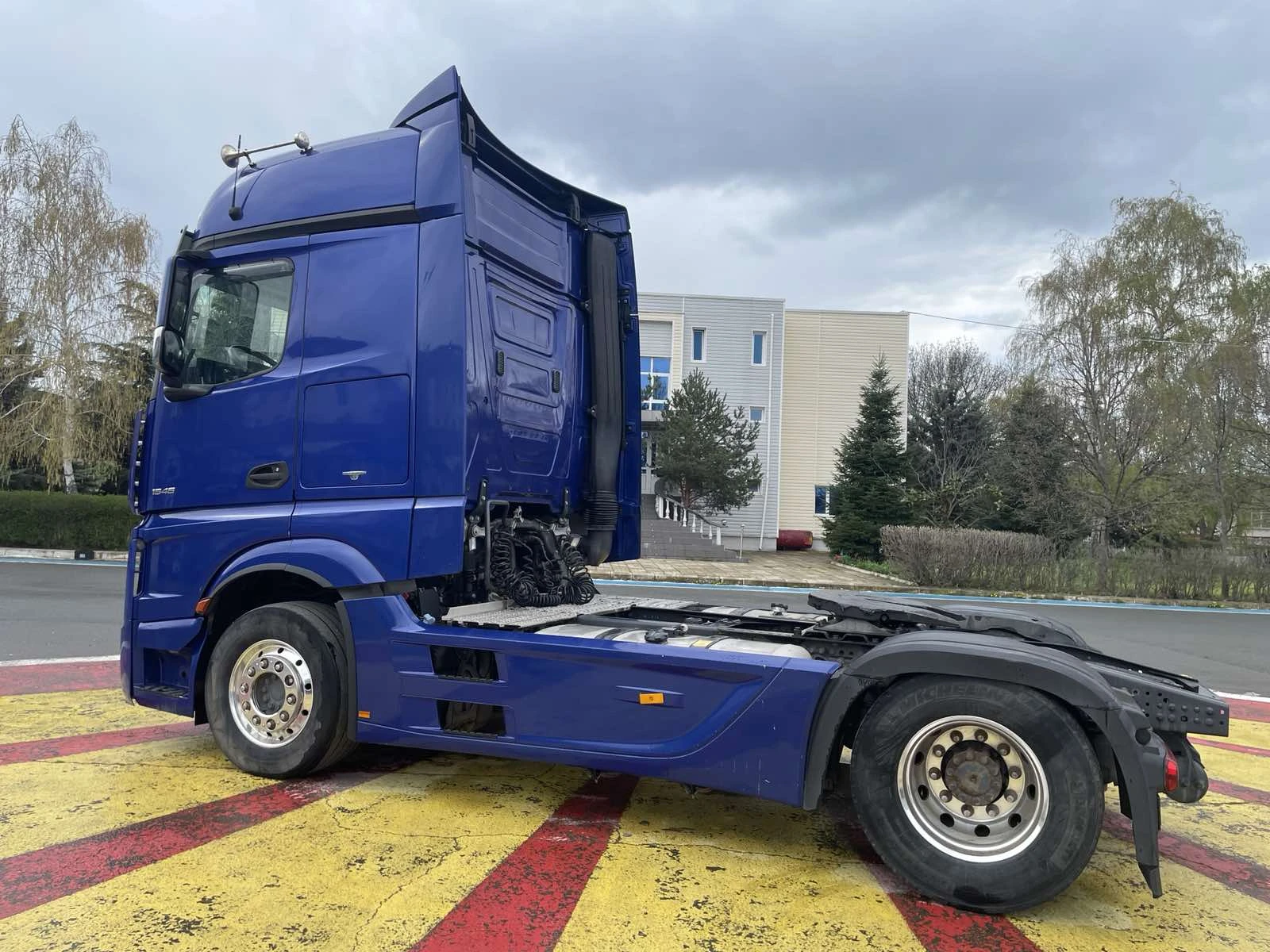 Mercedes-Benz Actros, снимка 7 - Камиони - 54146523