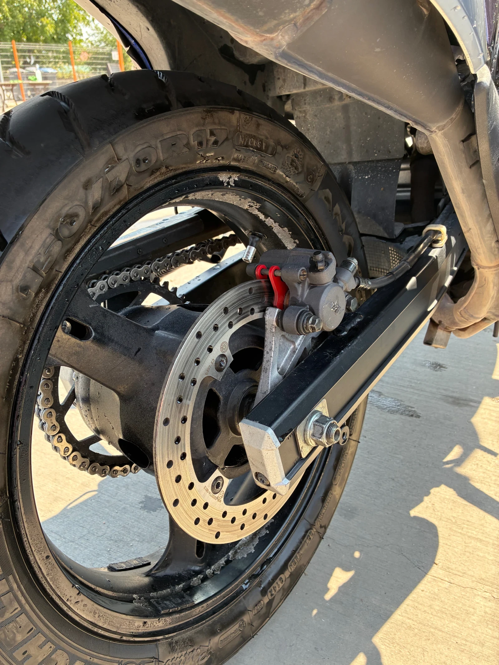 Suzuki DL Vistrom650, снимка 5 - Мотоциклети и мототехника - 55710604