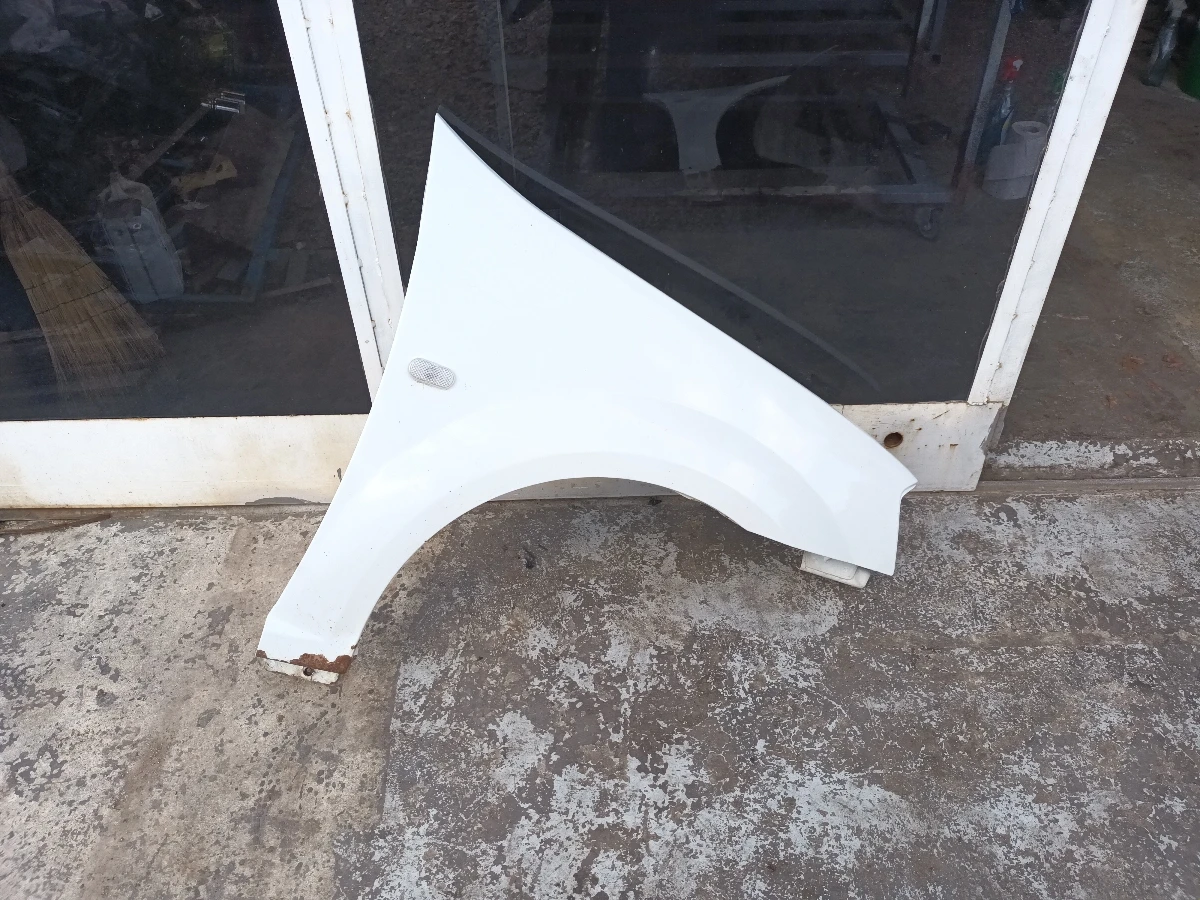 калник десен Дачия Логан 1.5дци