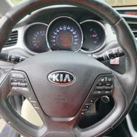 Kia Ceed 1, 6 crdi - изображение 7