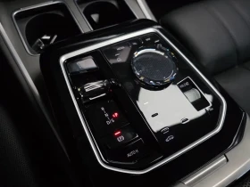 BMW 740 xDrive G70 Design Pure Excellence, снимка 9