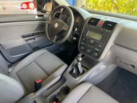VW Golf КАТО НОВ, снимка 16