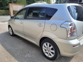 Toyota Corolla verso 2.2d 136кс  - 7500 лв. / 3834.69 € - 76052912 3