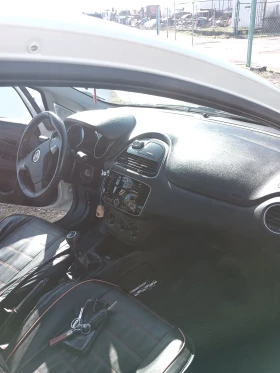 Fiat Punto EVO - 3370 € / 6591.15 лв. - 41825977 9