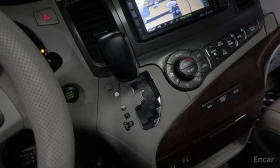 Toyota Sienna - 16524 € / 32318.13 лв. - 15075251 9