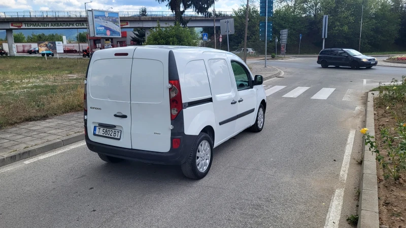 Renault Kangoo 1.5dci, снимка 3 - Автомобили и джипове - 47074721