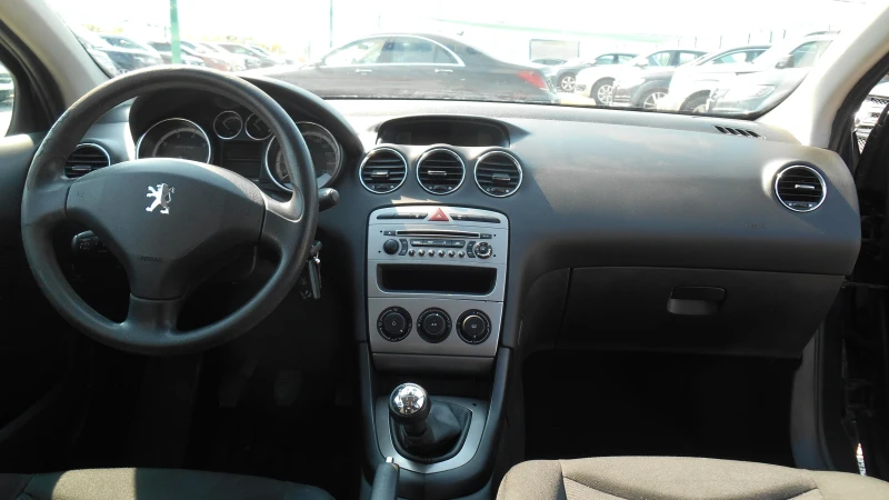 Peugeot 308 1.6i* 120* k.c, снимка 13 - Автомобили и джипове - 48015094