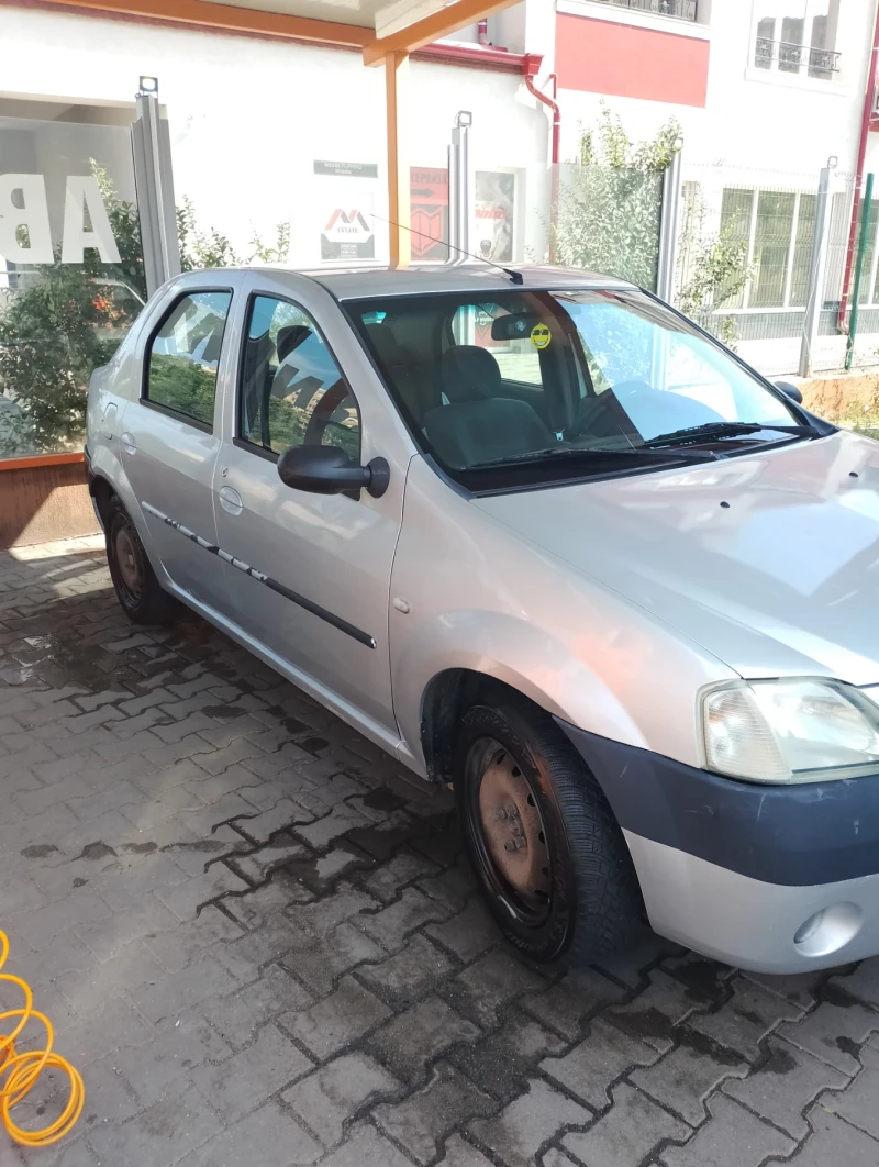 Dacia Logan, снимка 6 - Автомобили и джипове - 49573735