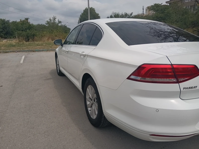 VW Passat В8 Comfort Line, снимка 5 - Автомобили и джипове - 53162475